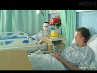 Attractive Black Nurse Sucks & Fucks adult movie Addict Dannyd's Big-dick In Hospital [xVOD.se]