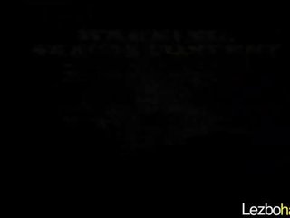 (april ] [أنيل] & شيلا جينينغز) هائل غير مطيع الفتيات إعداد الحب في مثير ليز مشهد movie-06