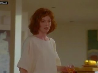 Julianne moore - movs dia jahe kemaluan wanita - pendek cuts (1993)